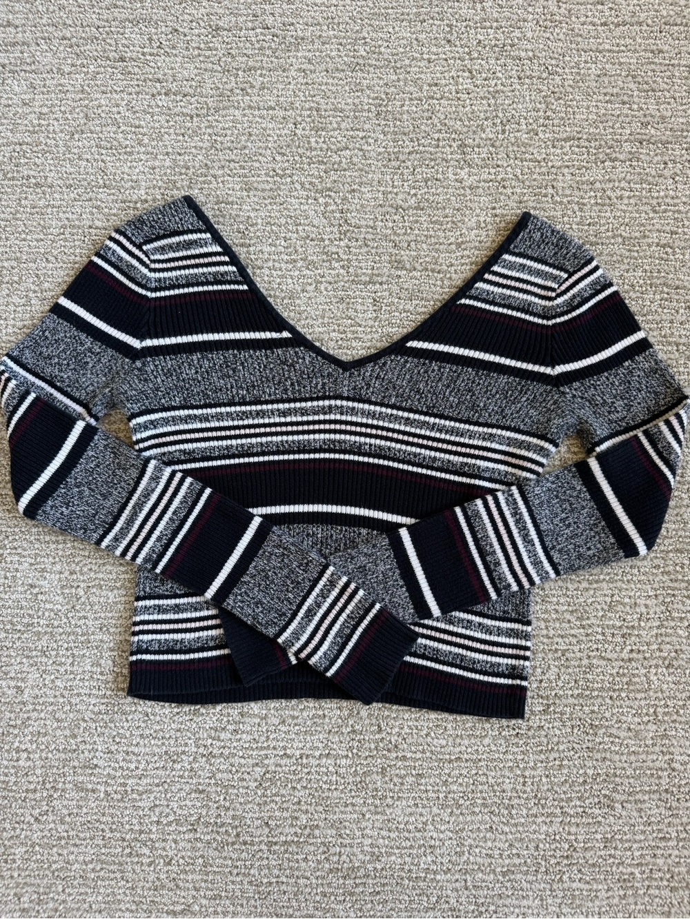 Striped Ribbed V-Neck Cropped Sweater - Picture 2 of 2